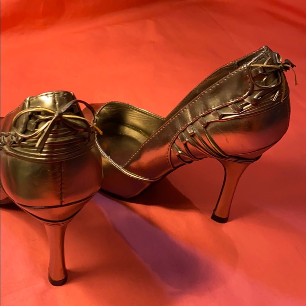 Heels - Picture 5 of 5